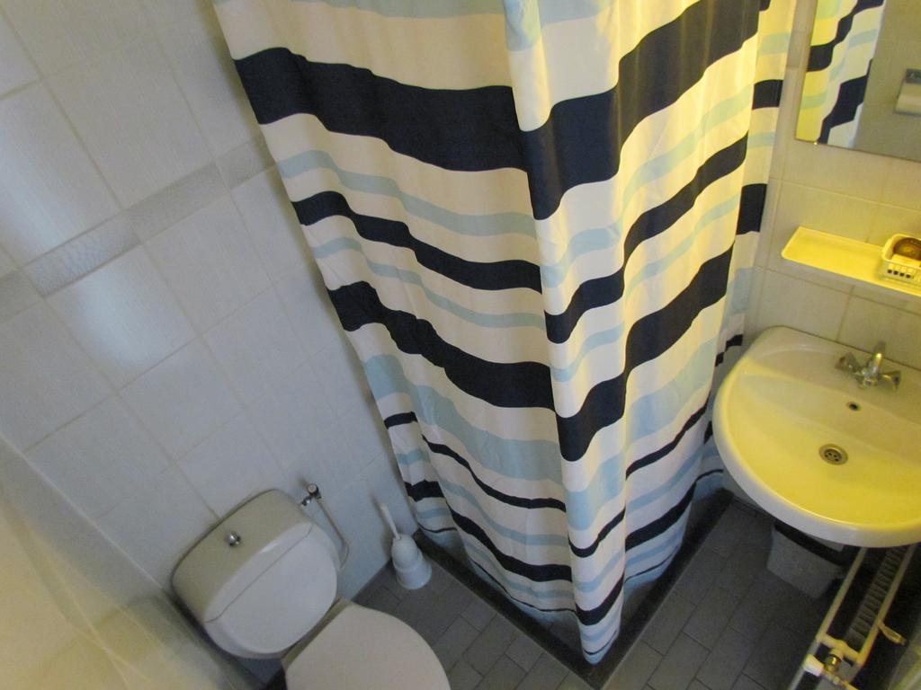 Hotel Cafe Woud Den Helder Quarto foto